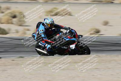 media/Nov-30-2025-TrackXperience (Sun) [[c0061d280f]]/2-Level 2/Session 4 (Turn 12 Inside)/